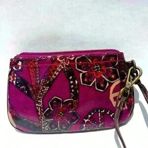 MUDD Angie Glazed Purple Wristlet/ Clutch Purse Accessory Peace Floral